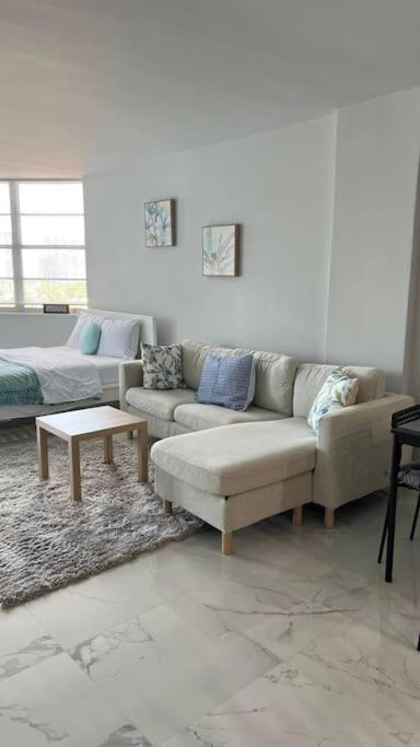 Sunny Isles Beach Spacious Apartment Dış mekan fotoğraf