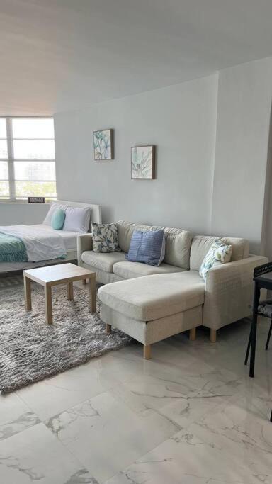 Sunny Isles Beach Spacious Apartment Dış mekan fotoğraf