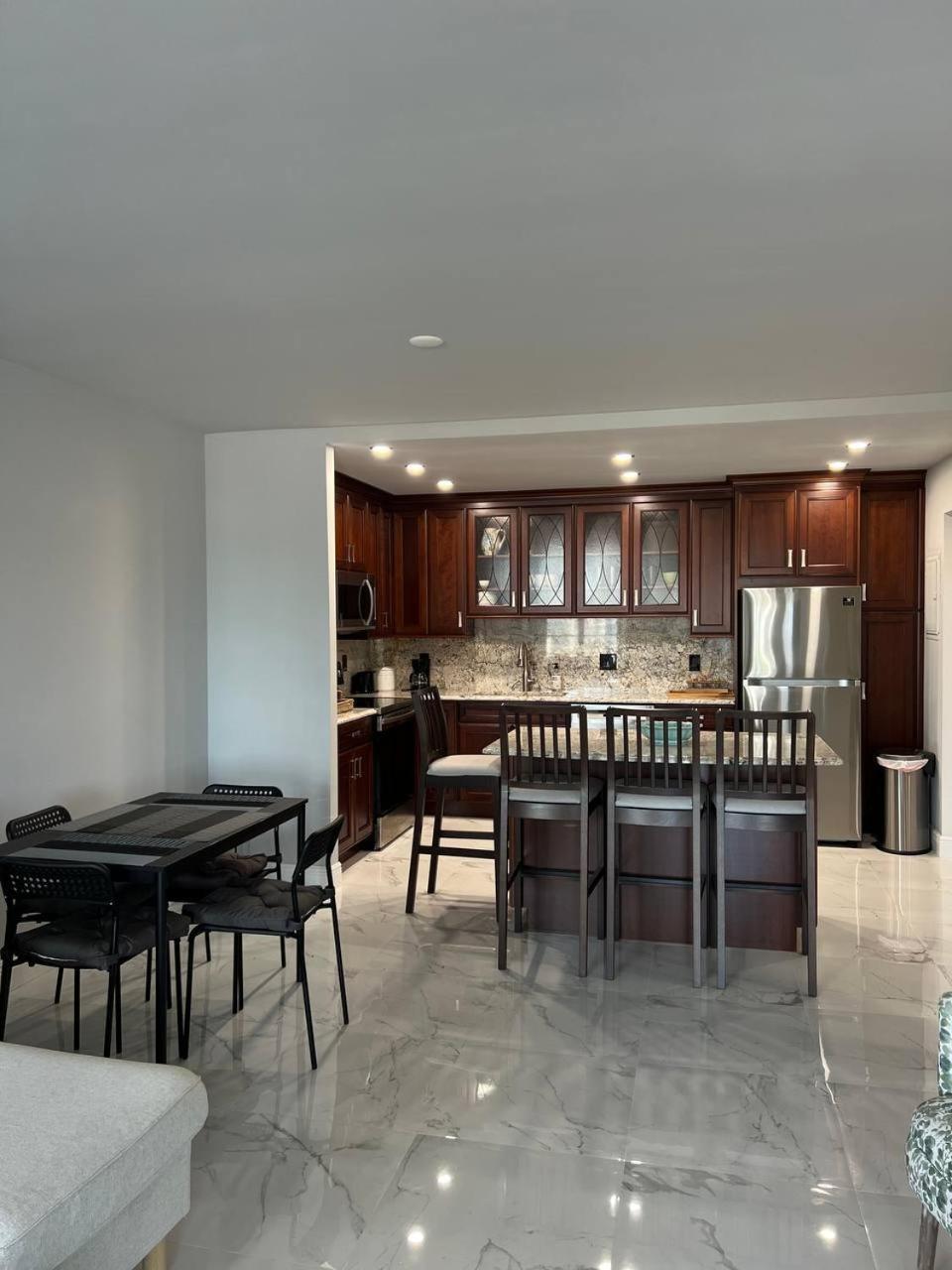 Sunny Isles Beach Spacious Apartment Dış mekan fotoğraf