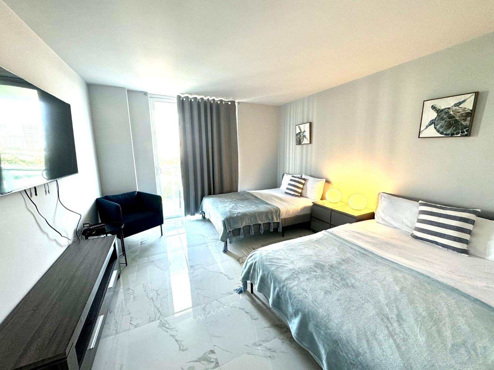 Sunny Isles Beach Spacious Apartment Dış mekan fotoğraf