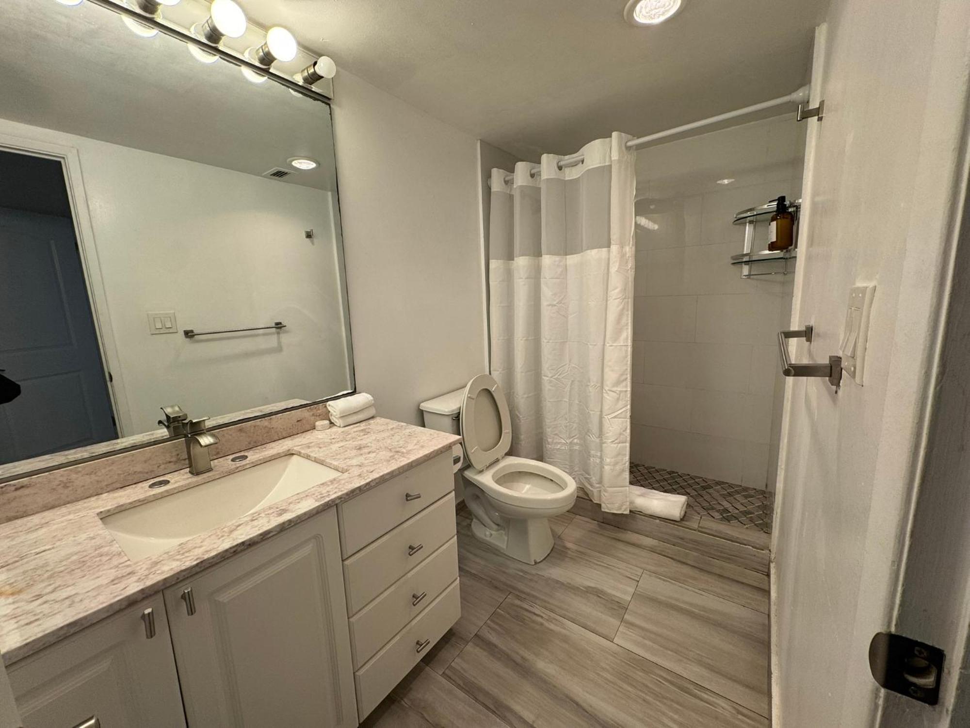 Sunny Isles Beach Spacious Apartment Dış mekan fotoğraf